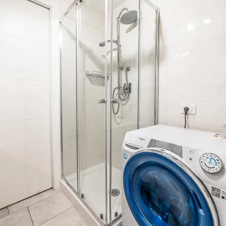 Apartment Benedetta Flat - Metropigneto & Tram - Free Wi-fi Rom